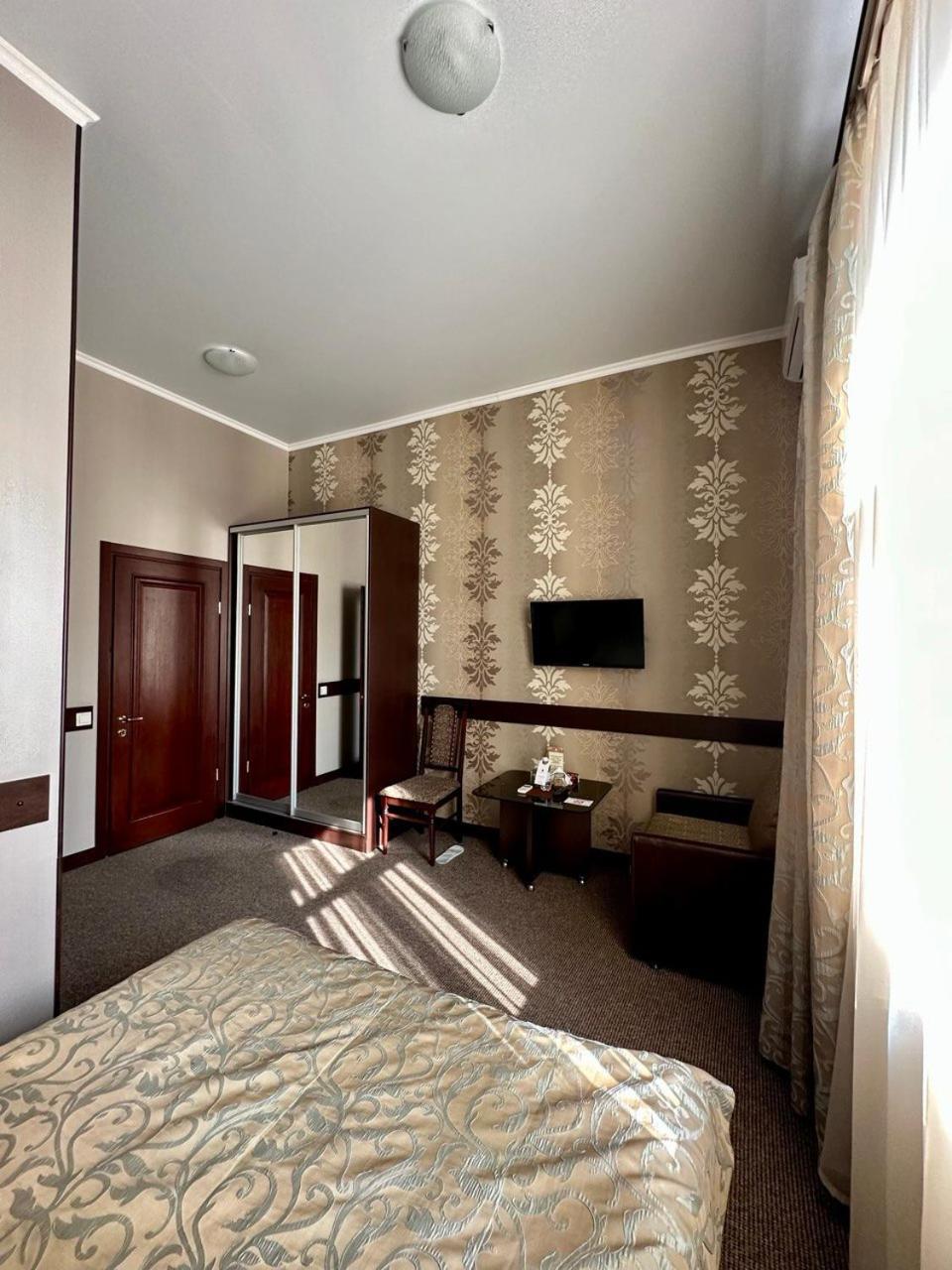 Classic Hotel Jarkov Exterior foto